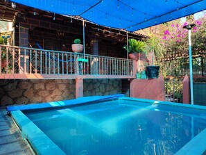 Private pool