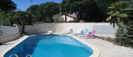 Piscine  10x5 avec plongeoir