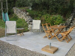 terrasse privative de l'appartement 
pour vos repas et votre detente