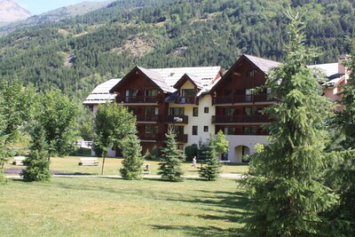 T2 Residence slopes in Serre Chevalier 1400 