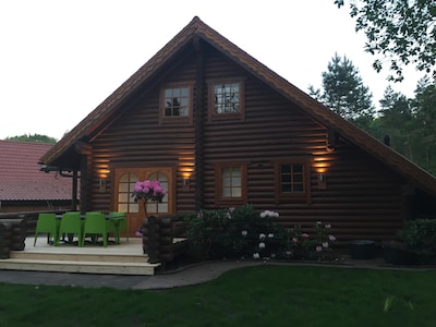 Log house with WiFi: DREAMLIKE IDYLLE DIRECTLY ON THE LAKE " 