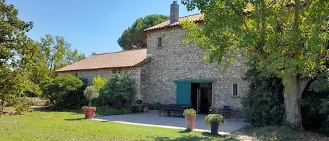 La maison et. . . 