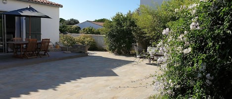 Cour Terrasse