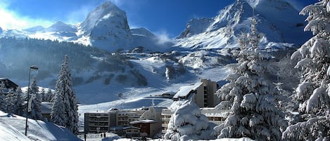 Route d'accès au Studio