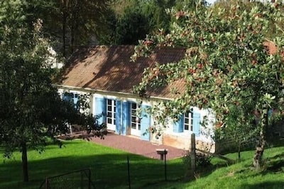 Gîte Dans Grange Rénovée. Village Typiquement Picard En Baie De Somme.