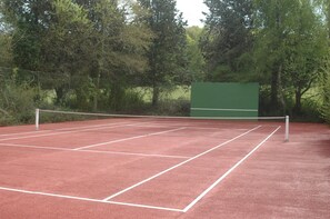 Sport court