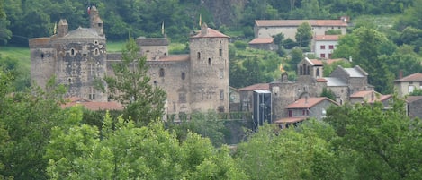 village de Saint Vidal