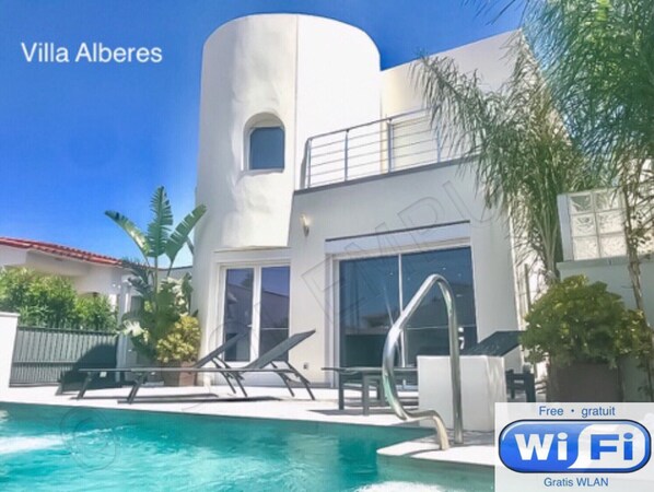 „Villa Alberes“ in Empuriabrava ist ein SOLEMPURIA Ferienhaus