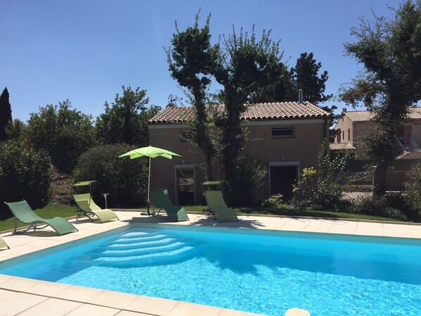 House view from the pool