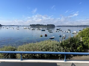 Vue sur l iles Gravinis