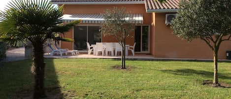 Extérieur