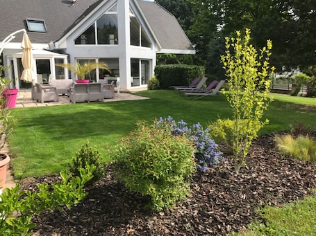 Coté jardin