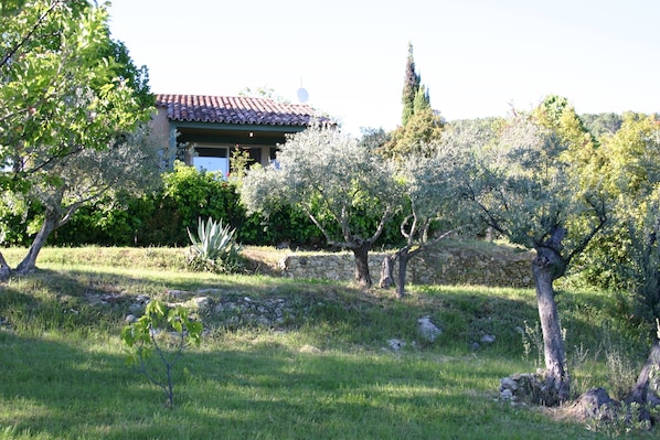 La maison depuis les restanques
