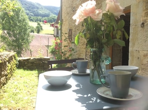Petite terrasse attenante