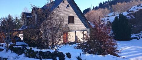 Gîte et départ du sentier de randonnée