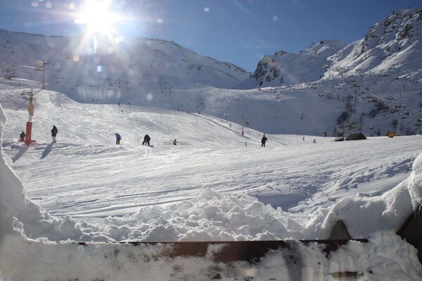 Snow and ski sports