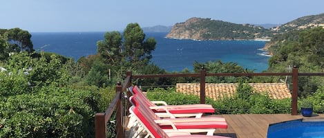 Piscine privative du Rez de jardin Ananda