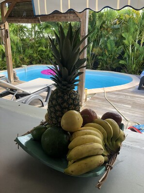 プール