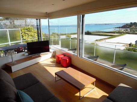 Pièce à vivre vue mer