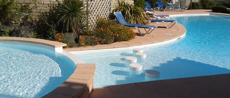 Détail piscine résidence