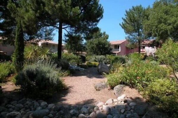 Jardines del alojamiento
