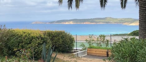 La vue mer de la terrasse 