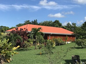 Jardines del alojamiento