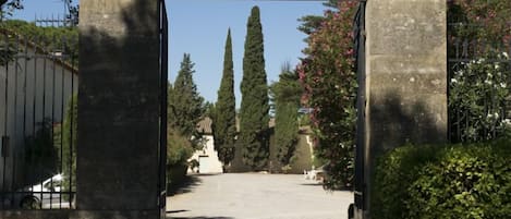Enceinte de l’hébergement
