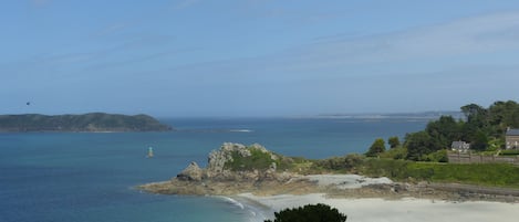 Vue de l'appartement sur la plage de Trestrignel