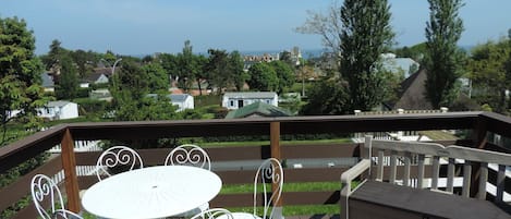 terrasse avec vue sur mer