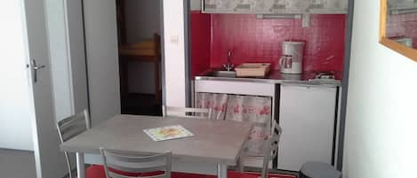 Kitchenette