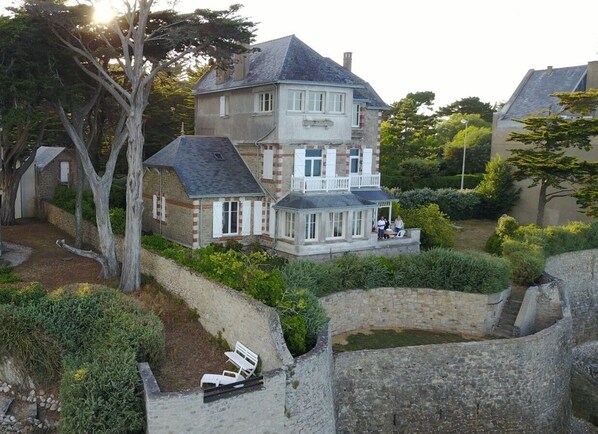 Extérieur