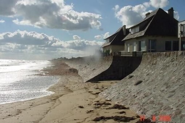 La villa vue de la plage