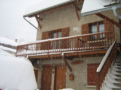Serre chevalier 1400, Le Bez, ski slopes, apartment 4 pers. in house.