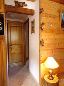 Serre chevalier 1400, Le Bez, ski slopes, apartment 4 pers. in house.