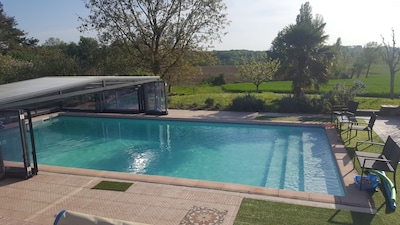 Gite à la campagne avec piscine