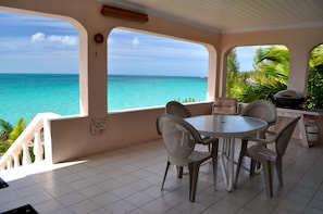Veranda view north with grill