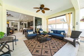 Screened in lanai