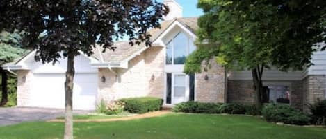 Lovely two story end unit condo/town home