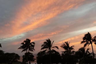 Cozy Top-Floor Maui Parkshore Condo