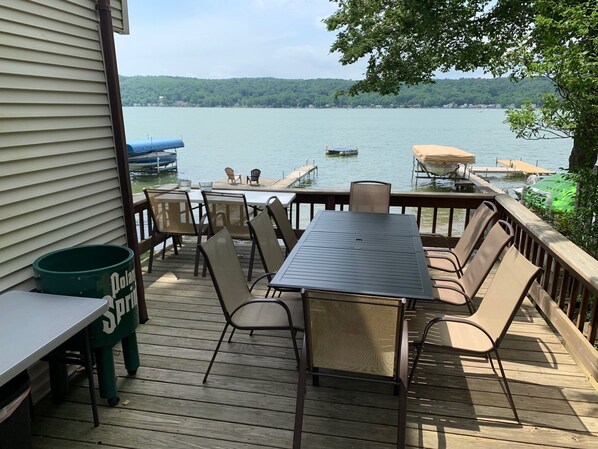 Outdoor deck with gas grill 