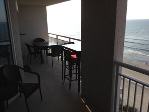 26 ft balcony