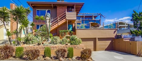 At The Beach occupies the entire first floor of this beach duplex.