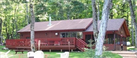 Lindsley Cove Log Cabin-Lakeside
