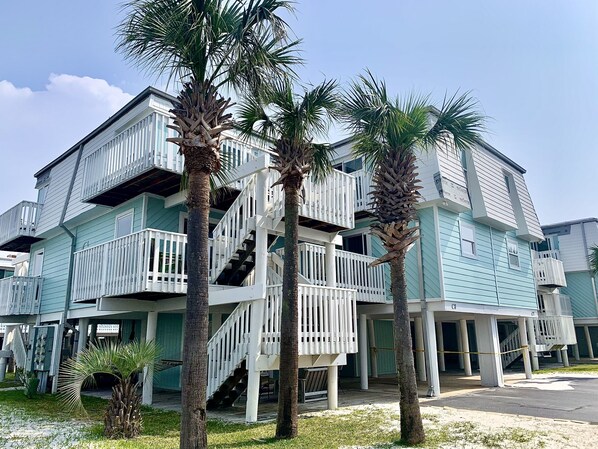 Boardwalk C8- corner unit