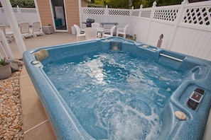 Jacuzzi, Cabana, Gas Grill and Outdoor Living Space