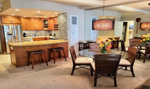 comfortable & luxurious dining room and kitchen !!