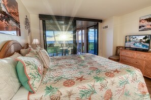 Master king bedroom with private lanai entrance.  Brand new king mattress.