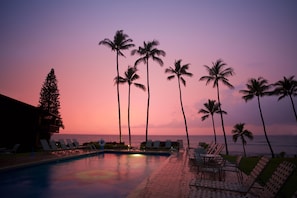 Sunset by the pool!