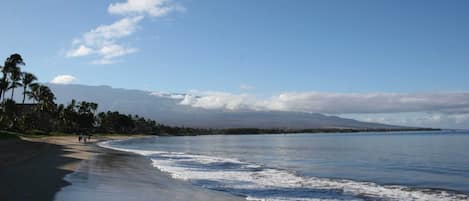 our beautiful sugar beach with Haleakala in the distance...